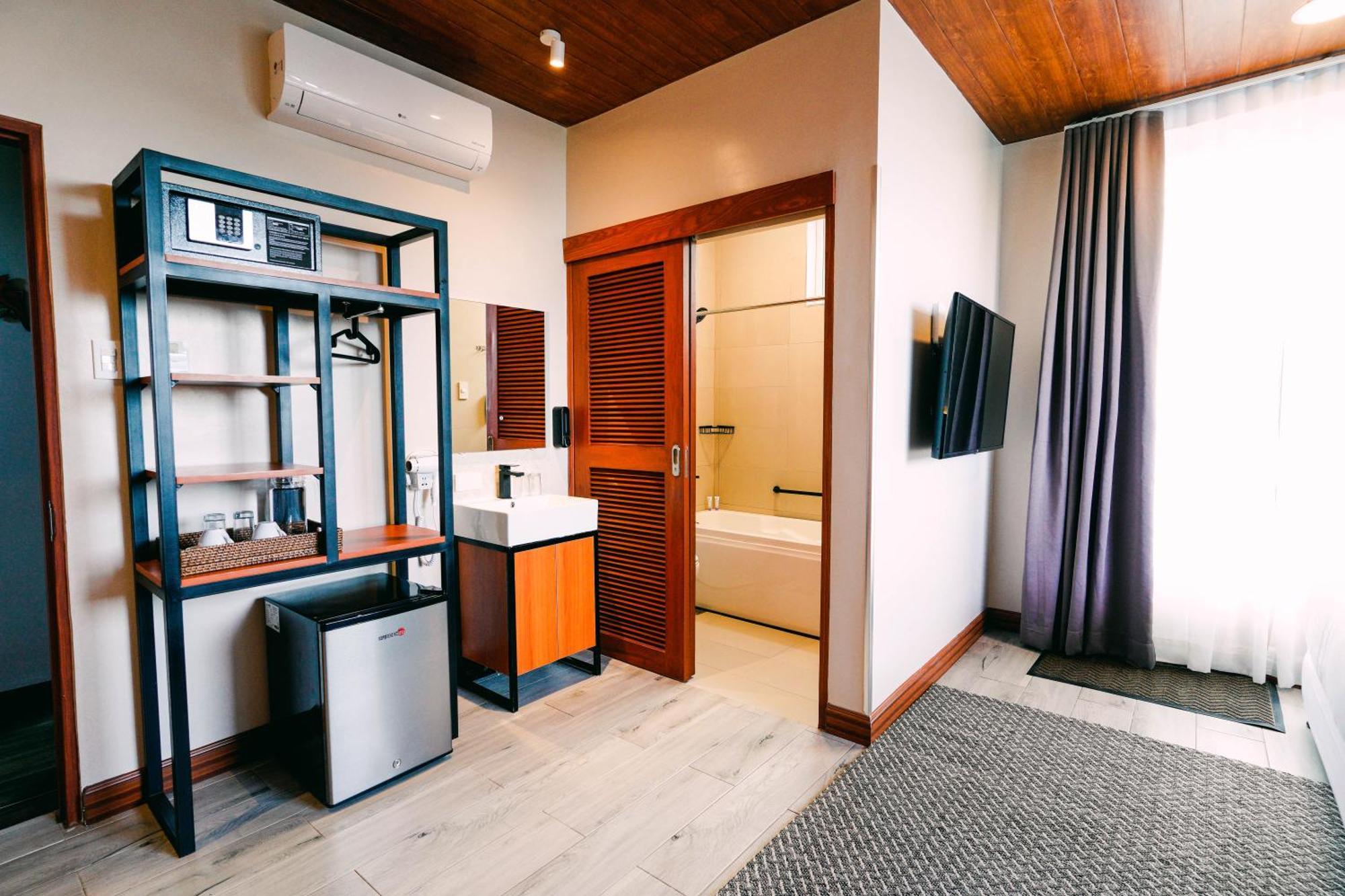 Hotel Kimberly Tagaytay Tagaytay City Εξωτερικό φωτογραφία
